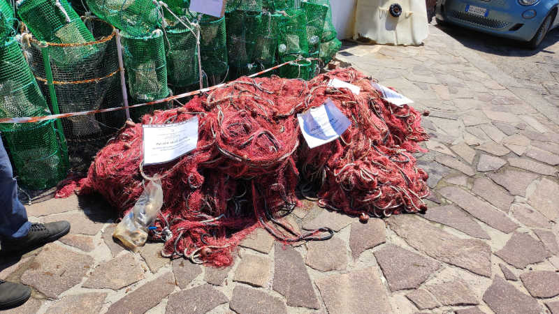 Pesca illegale in zona A, sequestata rete da posta